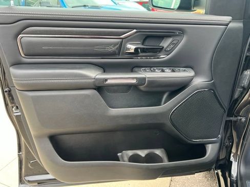 Used 2022 RAM 1500 Limited AWD/4WD image 13