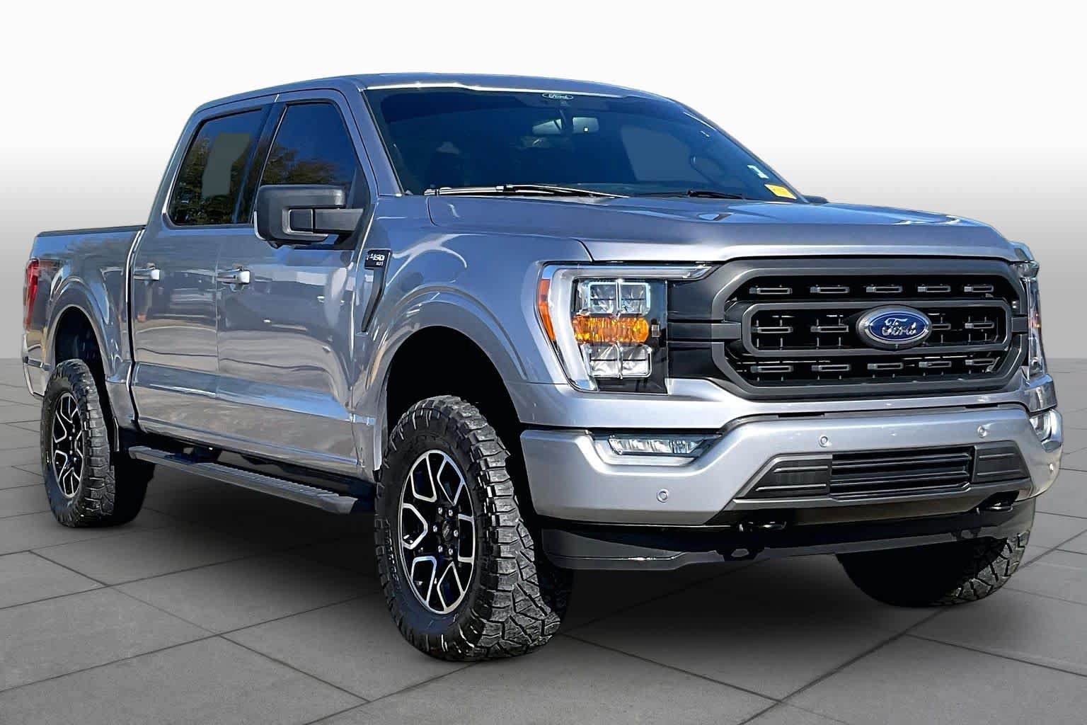 Used 2021 Ford F150 XLT w/ Equipment Group 302A High AWD/4WD image 3