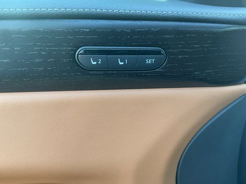 Certified 2026 INFINITI QX60 Autograph w/ Dark Cargo Package image 24