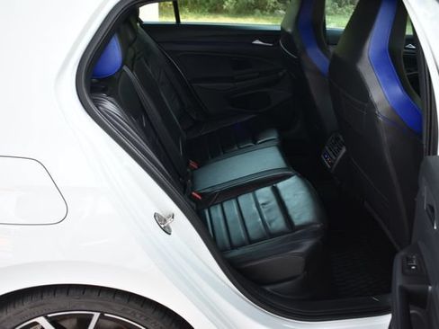 Used 2024 Volkswagen Golf R AWD/4WD image 20
