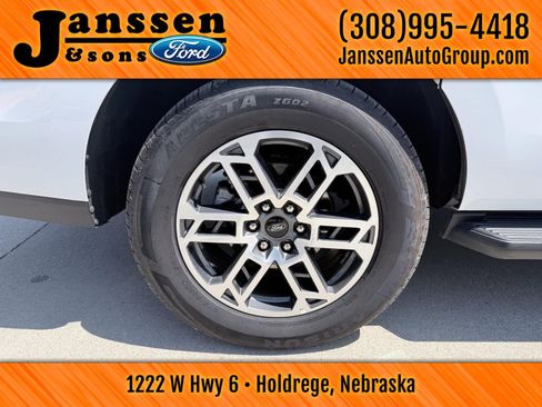 Used 2025 Ford Expedition Max Active AWD/4WD image 34