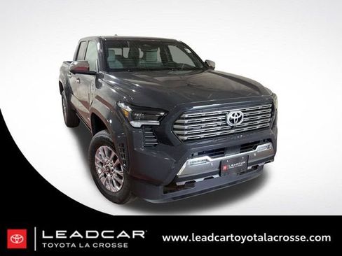Used 2026 Toyota Tacoma Limited AWD/4WD image 1
