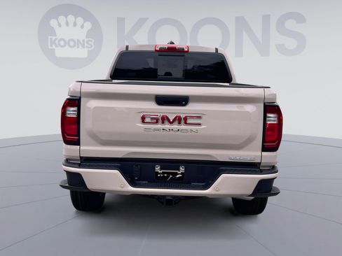 New 2026 GMC Canyon Elevation w/ Convenience Package image 5