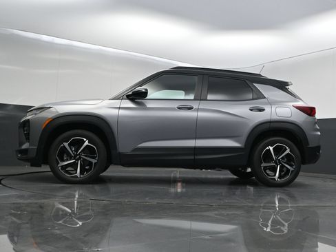 Used 2023 Chevrolet TrailBlazer RS w/ Convenience Package AWD/4WD image 34