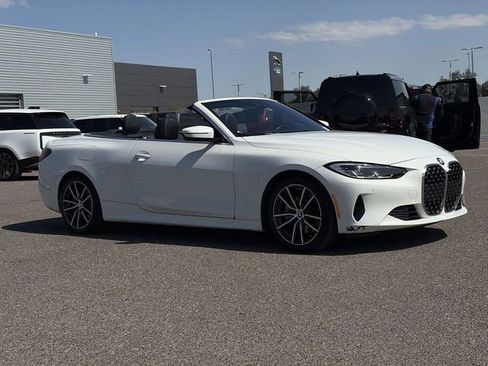 Used 2024 BMW 430i Convertible image 4