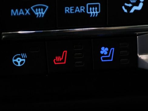 Used 2025 Ford F450 Platinum w/ Platinum Plus Package image 25