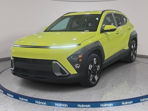 Used 2024 Hyundai Kona SEL image 1