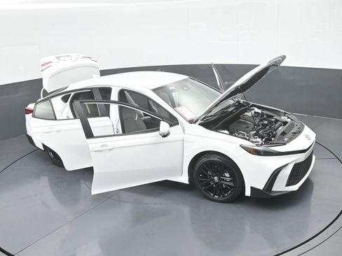 Used 2026 Toyota Camry SE w/ Convenience Package image 77