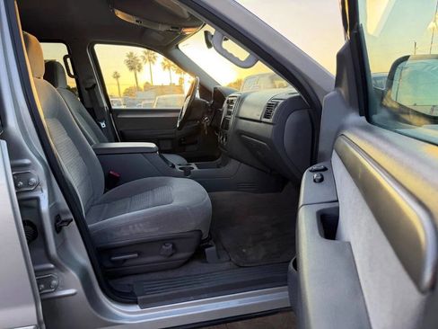 Used 2004 Ford Explorer Sport XLT AWD/4WD image 29