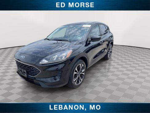 Certified 2022 Ford Escape SE w/ SE Sport Appearance Package AWD/4WD image 4
