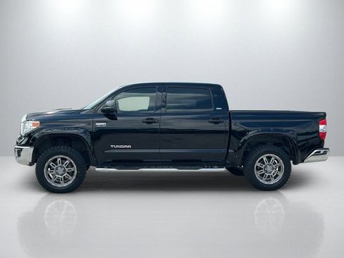 Used 2017 Toyota Tundra SR5 w/ SR5 Upgrade Package AWD/4WD image 8