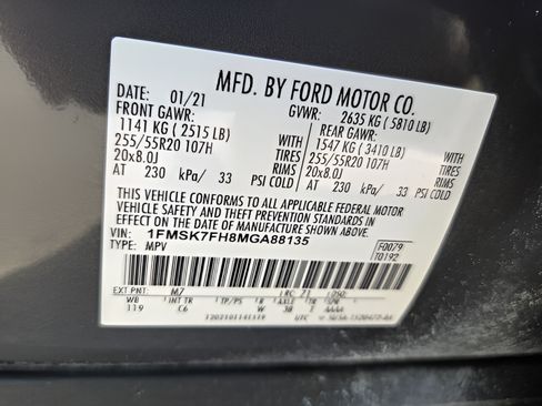 Used 2021 Ford Explorer Limited w/ Equipment Group 301A RWD image 16