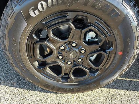 New 2025 Ford Ranger XLT w/ Equipment Group 301A High image 9