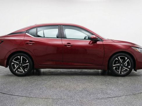 Used 2025 Nissan Sentra SV FWD image 11