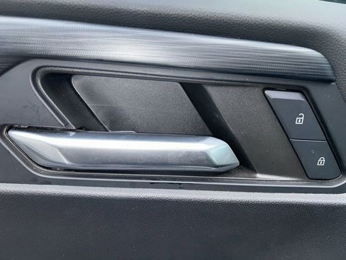 Used 2024 GMC Acadia AT4 w/ Luxury Package image 23