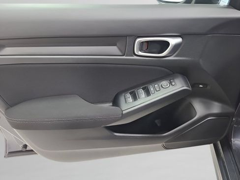 Used 2023 Honda Civic Sport image 17