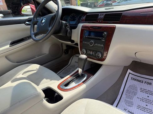 Used 2008 Chevrolet Impala LT FWD image 18