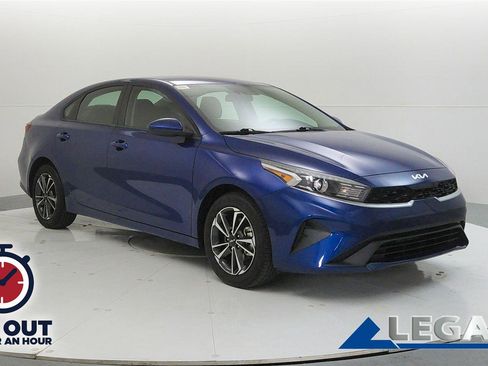 Used 2024 Kia Forte LXS image 1