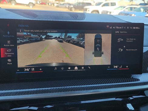 Used 2024 BMW X5 M60i image 19