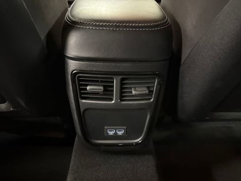 Used 2022 Dodge Charger R/T w/ Blacktop Package image 12