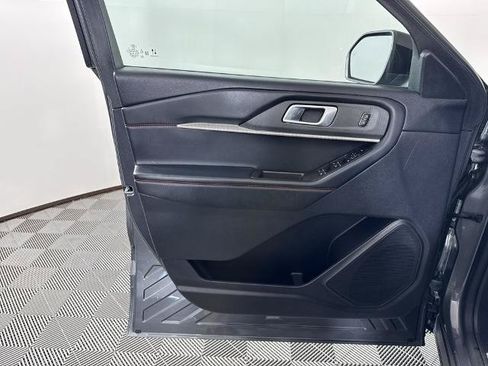 Certified 2025 Ford Explorer ST-Line w/ ST-Line Street Pack AWD/4WD image 28