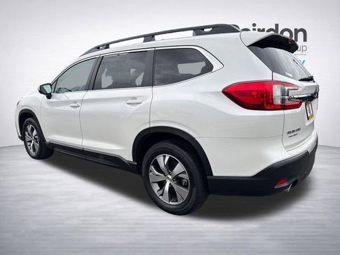 Certified 2025 Subaru Ascent Premium AWD/4WD image 5