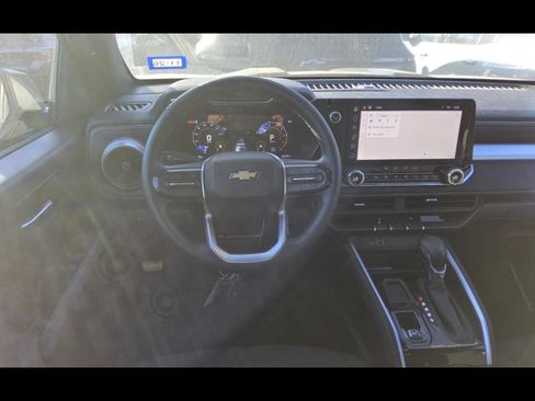 Used 2024 Chevrolet Colorado LT w/ LT Convenience Package RWD image 6