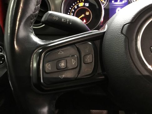 Used 2019 Jeep Wrangler Unlimited Sport S AWD/4WD image 28