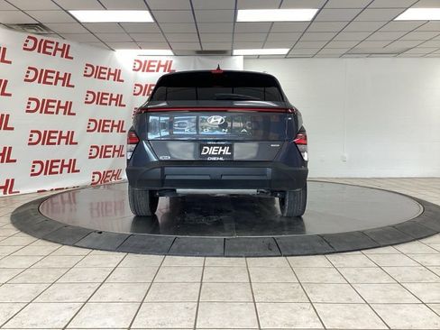 Used 2024 Hyundai Kona SEL w/ Convenience Package AWD/4WD image 6