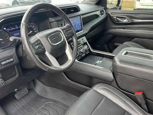 Used 2021 GMC Yukon Denali w/ LPO, Illumination Package image 12