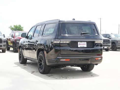 New 2026 Jeep Grand Wagoneer Limited AWD/4WD image 7