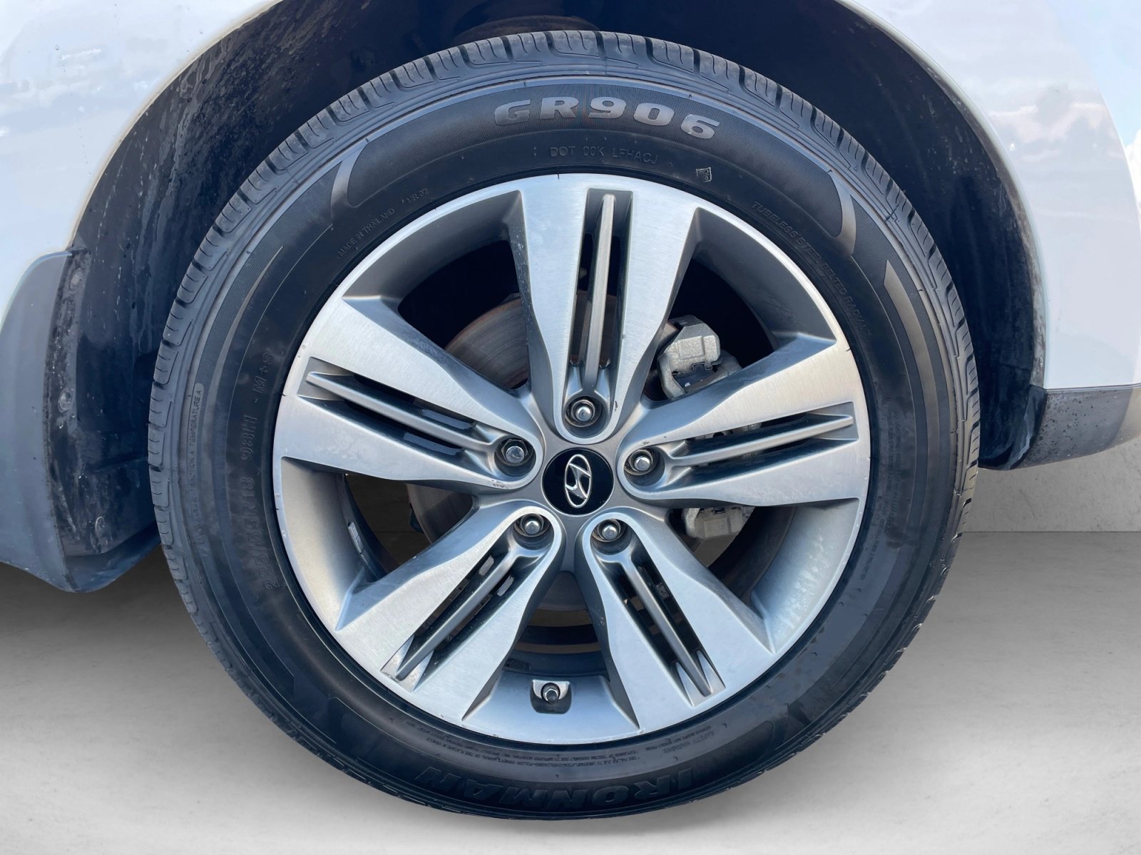 Used 2015 Hyundai Tucson Limited w/ Option Group 03 FWD image 9