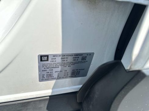 Certified 2021 Chevrolet TrailBlazer LT w/ Convenience Package FWD image 31