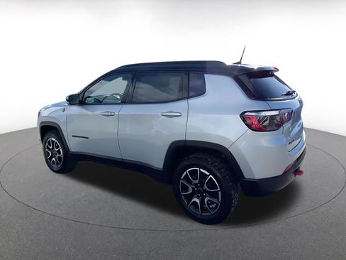 Used 2025 Jeep Compass Trailhawk image 10