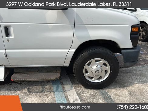 Used 2013 Ford E-250 and Econoline 250 Extended w/ PWR Group RWD image 27