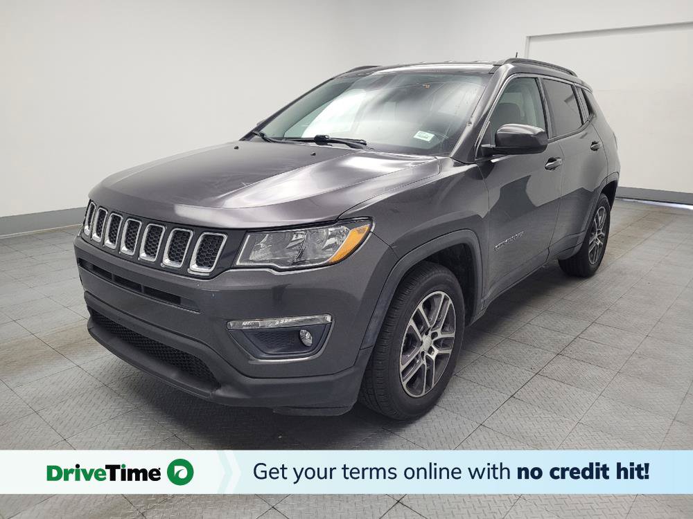 Used 2017 Jeep Compass Latitude w/ Safe & Security Group FWD image 1