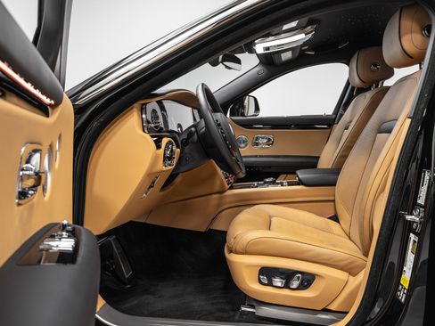 Used 2022 Rolls-Royce Ghost image 7