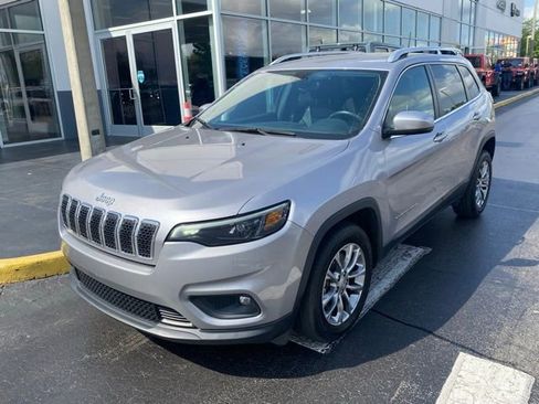 Used 2020 Jeep Cherokee Latitude Plus w/ Comfort/Convenience Group image 4