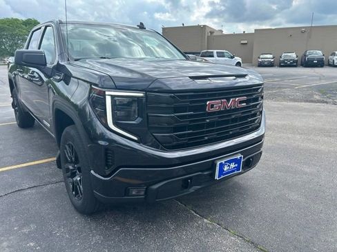Used 2023 GMC Sierra 1500 Elevation AWD/4WD image 4