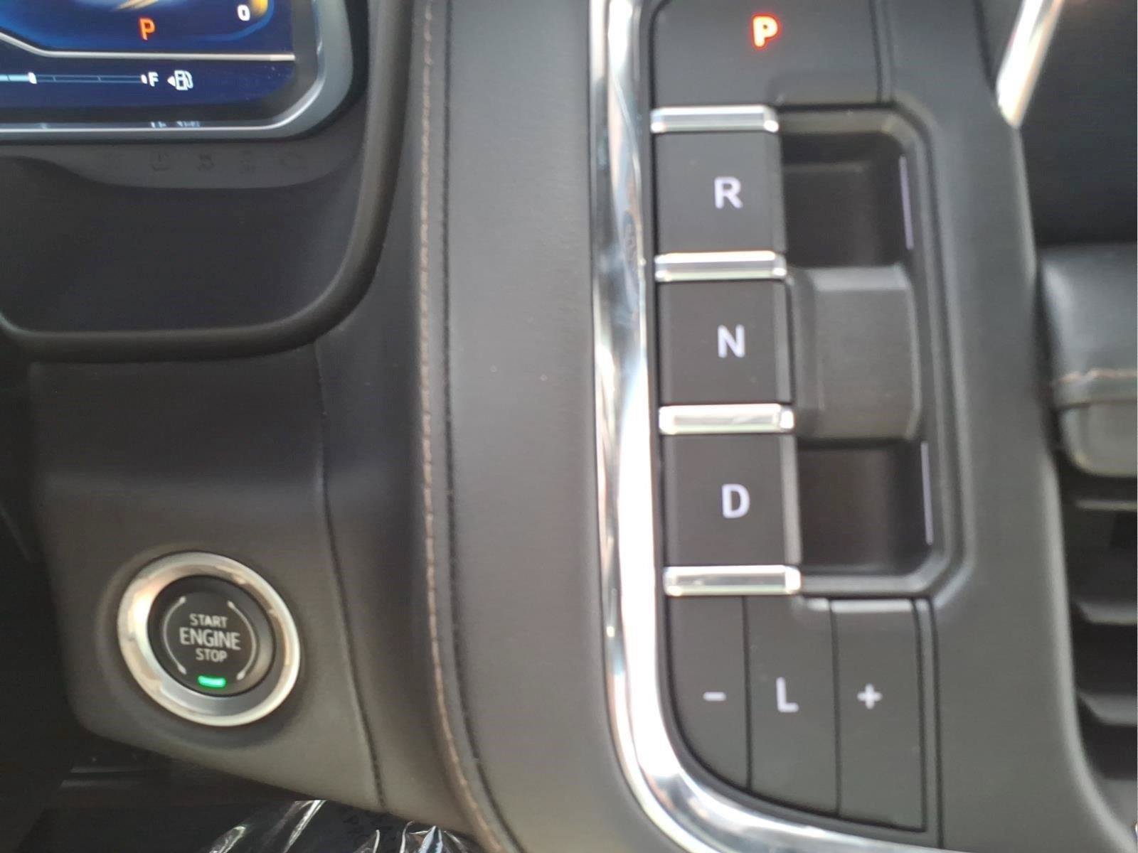 Used 2023 Chevrolet Tahoe High Country AWD/4WD image 24