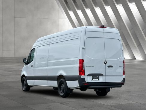 Used 2026 Mercedes-Benz Sprinter 2500 image 6