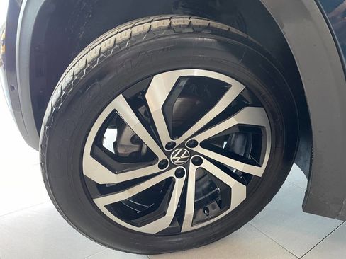 Used 2021 Volkswagen Atlas SEL Premium image 10