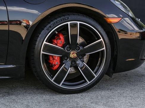 Used 2019 Porsche 718 Cayman S RWD image 41