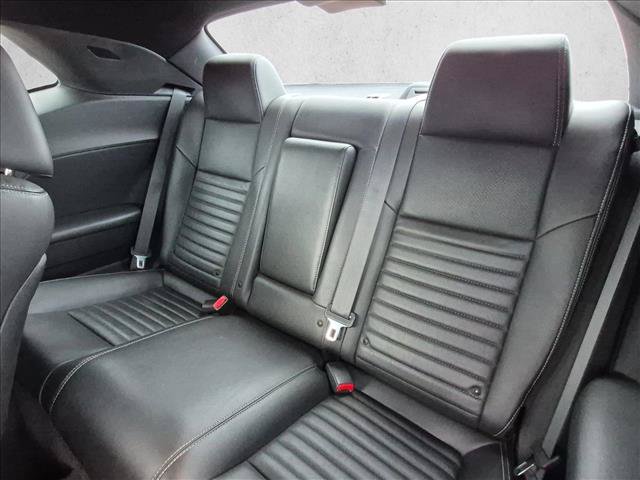 Used 2012 Dodge Challenger R/T RWD image 18