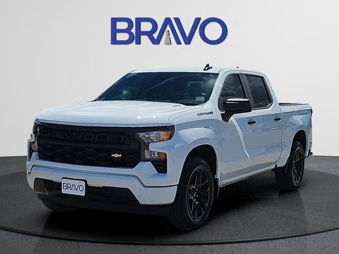 Used 2025 Chevrolet Silverado 1500 Custom RWD image 1