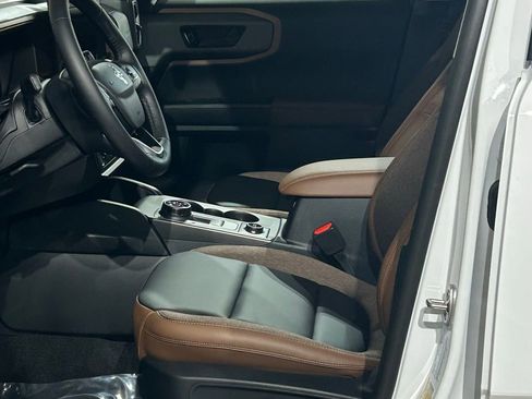 New 2026 Ford Bronco Sport Outer Banks AWD/4WD image 40