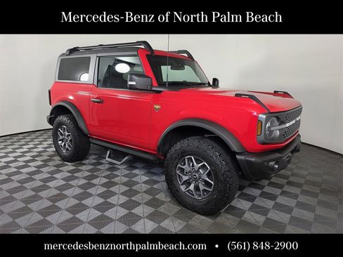 Used 2022 Ford Bronco Badlands image 8