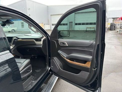 Used 2019 GMC Yukon Denali w/ Denali Ultimate Package AWD/4WD image 17