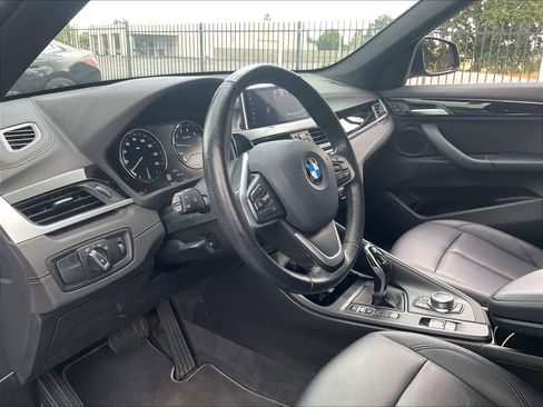 Used 2022 BMW X1 xDrive28i w/ Convenience Package AWD/4WD image 14