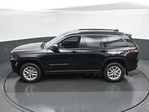 New 2026 Jeep Grand Cherokee Laredo X AWD/4WD image 45
